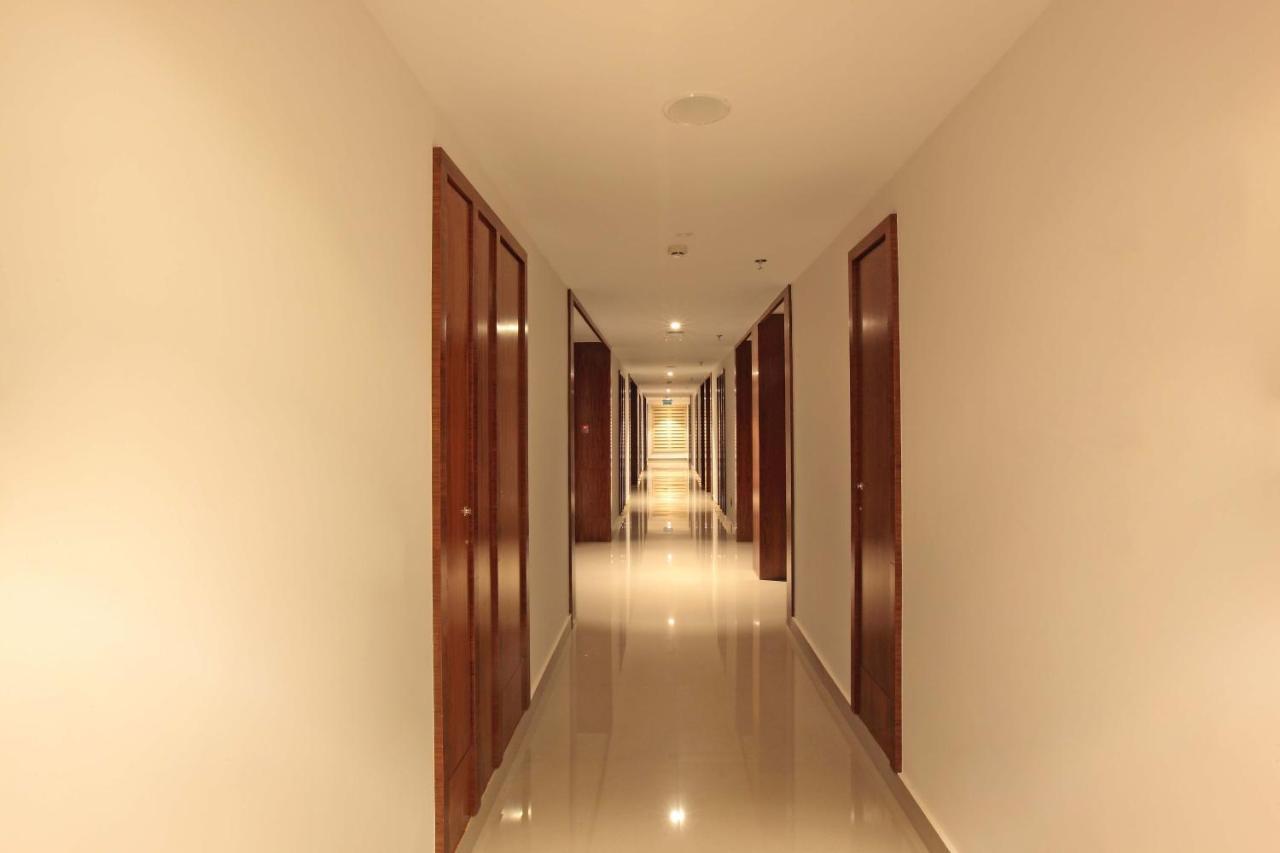 Hotel Ceasar Palace Thodupuzha Zewnętrze zdjęcie